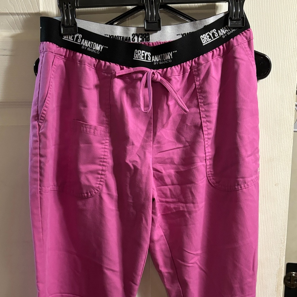 Grey's Anatomy Vibrant Pink Lounge Pants - Picture 6 of 11